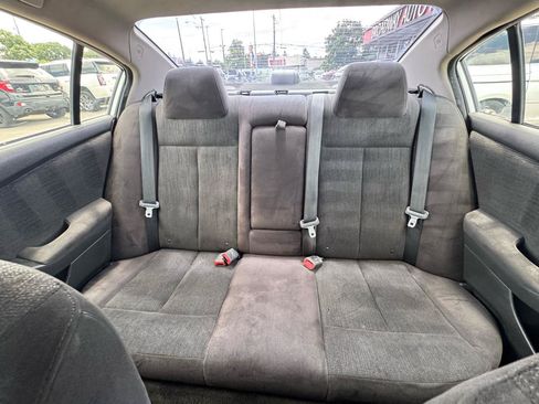 Used 2012 Nissan Altima 2.5 S FWD image 15