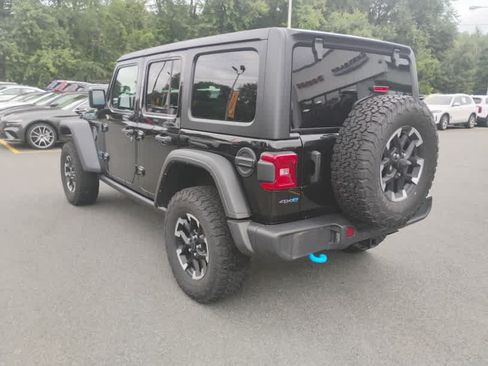 Used 2024 Jeep Wrangler Unlimited Rubicon 4xe AWD/4WD image 4