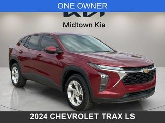 Used 2024 Chevrolet Trax LS w/ LS Convenience Package FWD video 1
