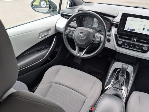 Used 2024 Toyota Corolla SE FWD image 9