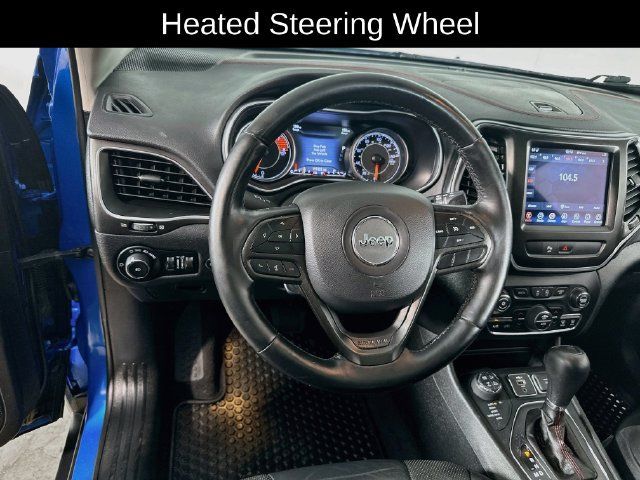 Used 2020 Jeep Cherokee Trailhawk AWD/4WD image 25