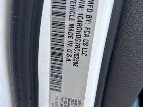 Used 2024 Dodge Durango GT RWD image 11