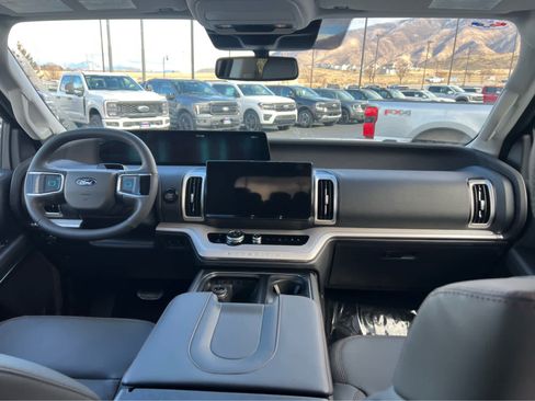 New 2025 Ford Expedition Max Active image 26