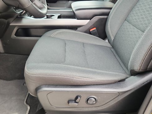 Used 2025 RAM 1500 Big Horn AWD/4WD image 10