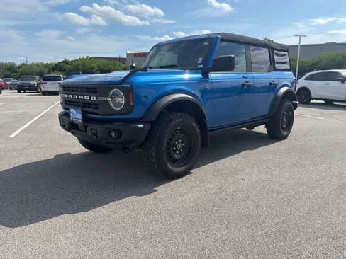 Used 2023 Ford Bronco Black Diamond AWD/4WD image 1