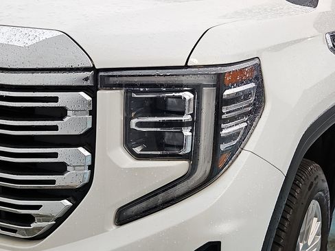 Certified 2023 GMC Sierra 1500 Denali w/ Technology Package image 4