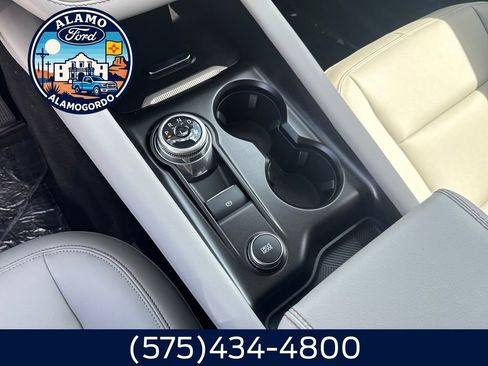 New 2025 Ford Explorer Active w/ Active Comfort Package RWD image 9