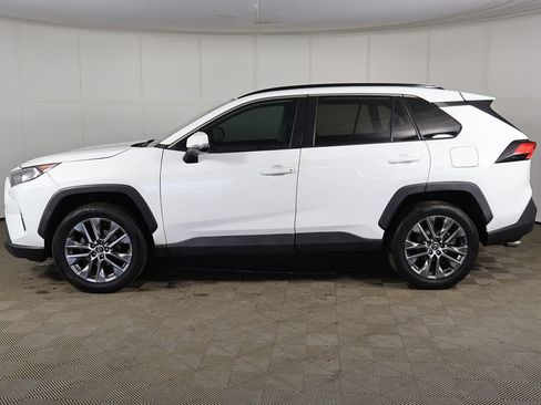 Used 2020 Toyota RAV4 XLE Premium FWD image 12