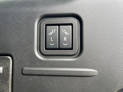 New 2025 GMC Hummer EV 2X image 32