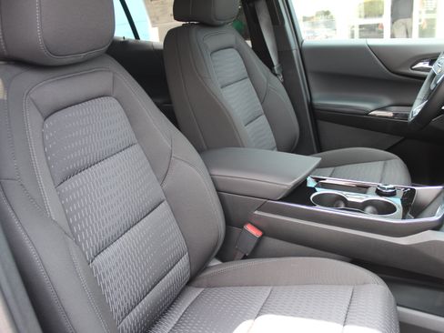 New 2027 Chevrolet Equinox LT AWD/4WD image 15