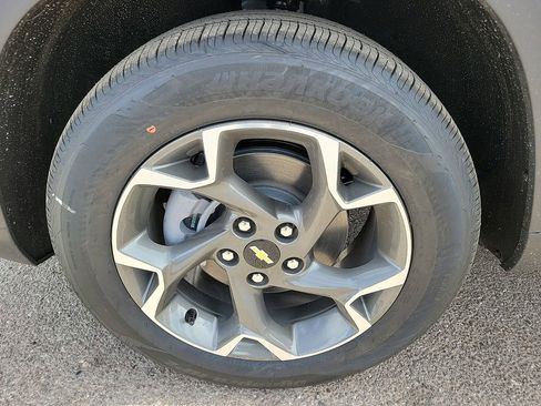 New 2026 Chevrolet Trax LT w/ Driver Confidence Package image 14