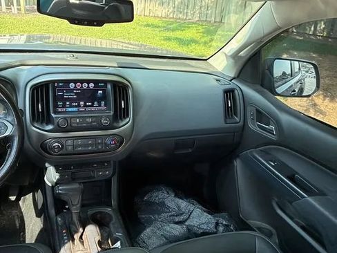 Used 2017 Chevrolet Colorado Z71 AWD/4WD image 24