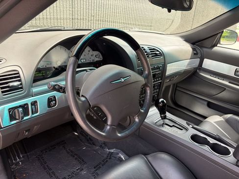 Used 2002 Ford Thunderbird RWD image 10