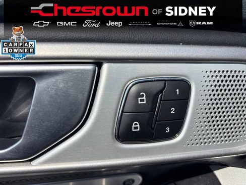 Used 2023 Ford Explorer Limited w/ Limited Technology Package AWD/4WD image 18