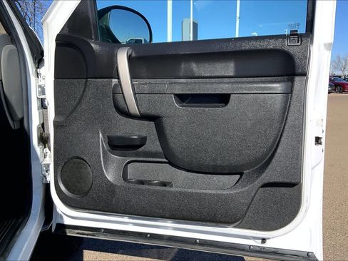Used 2011 Chevrolet Silverado 1500 LS image 22