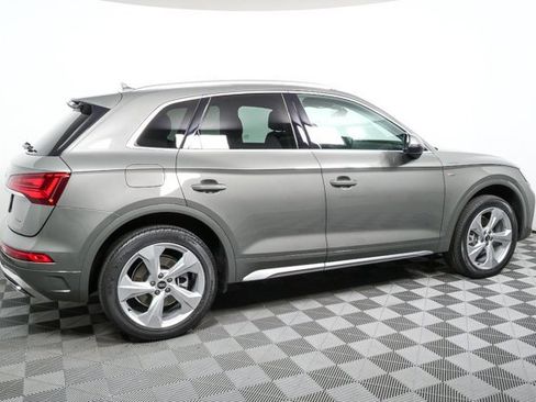 Used 2023 Audi Q5 2.0T Premium Plus w/ Premium Plus Package image 2