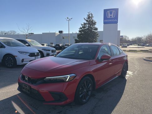 Certified 2023 Honda Civic EX-L image 1