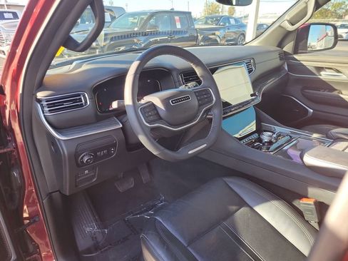 Used 2022 Jeep Wagoneer Series III image 18