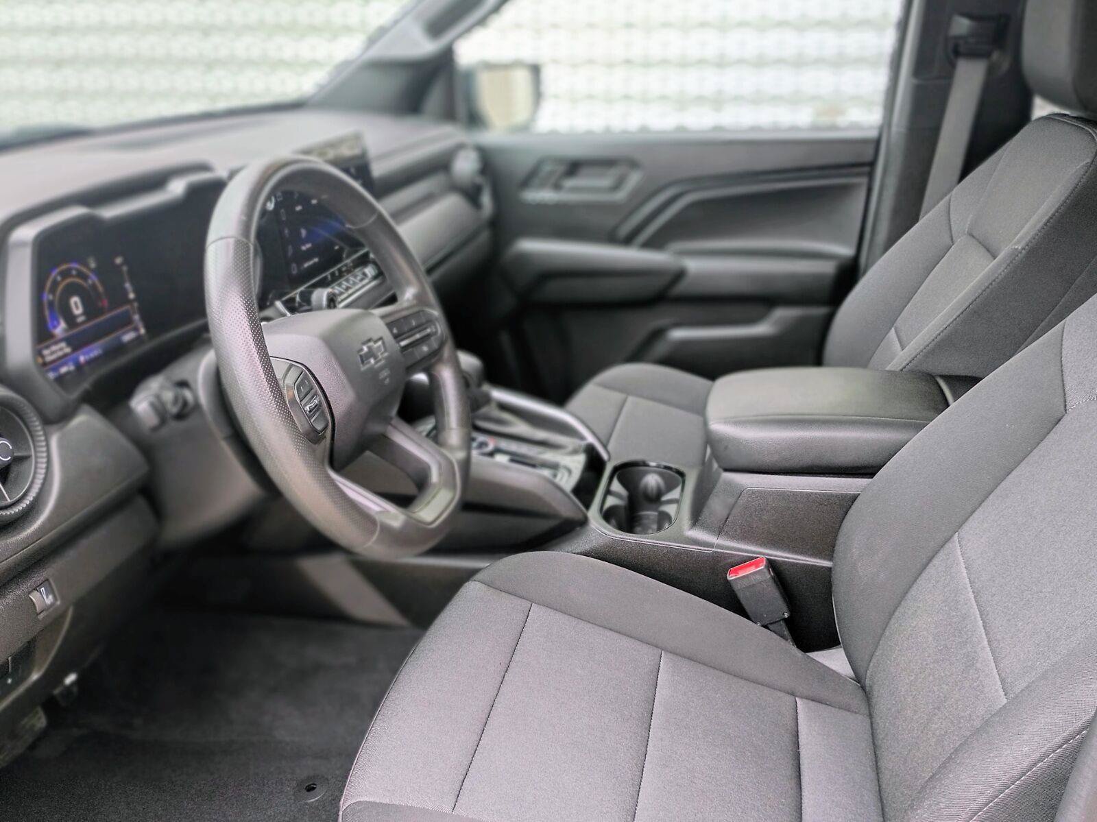 Used 2023 Chevrolet Colorado Trail Boss w/ Safety Package AWD/4WD image 9