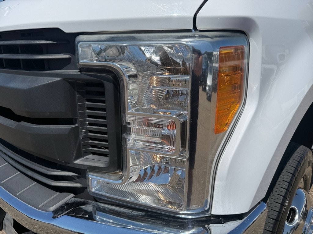 Used 2017 Ford F350 XL w/ Power Equipment Group AWD/4WD image 21