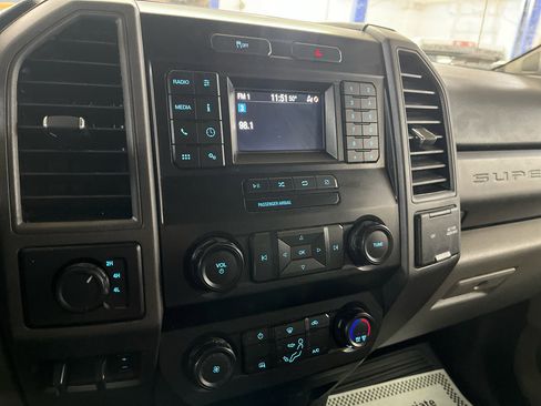 Used 2021 Ford F350 XL w/ Power Equipment Group image 11