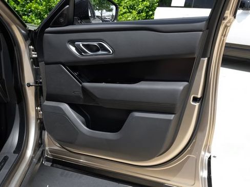 New 2026 Land Rover Range Rover Velar Belgravia AWD/4WD image 54
