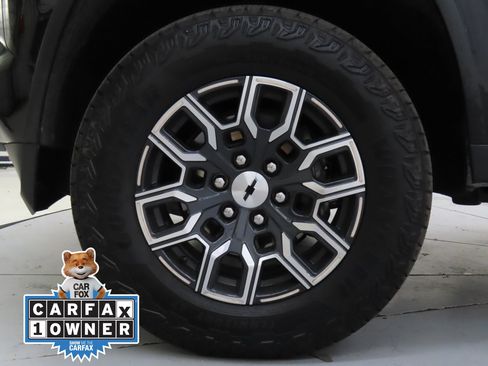 Used 2024 Chevrolet Colorado Z71 w/ Z71 Convenience Package 2 image 26