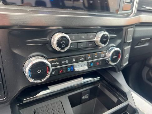 Certified 2024 Ford F350 Lariat w/ Black Appearance Package AWD/4WD image 16
