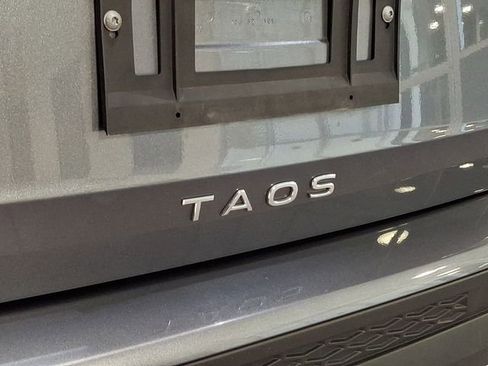 Used 2022 Volkswagen Taos S image 30