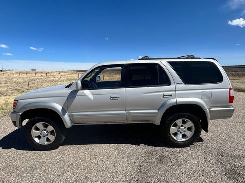 Used 1997 Toyota 4Runner Limited AWD/4WD image 2