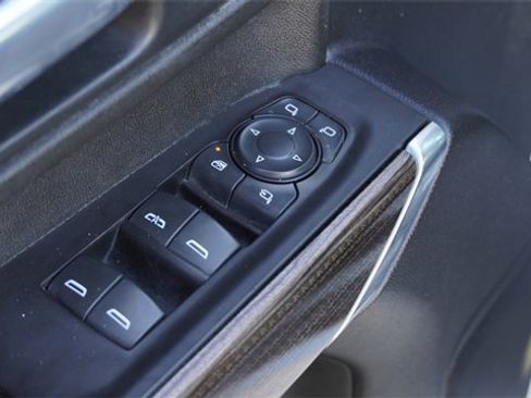 Used 2021 Chevrolet Silverado 2500 LT w/ Fleet Comfort Package image 21