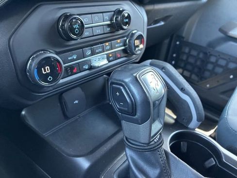 Used 2023 Ford Bronco Outer Banks AWD/4WD image 32