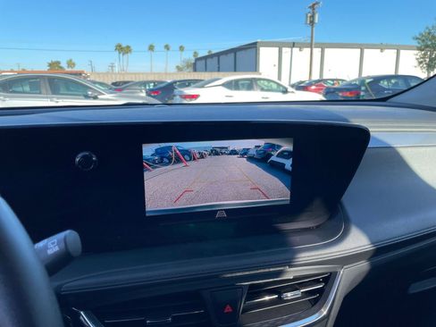 Used 2025 Buick Encore GX Preferred image 23