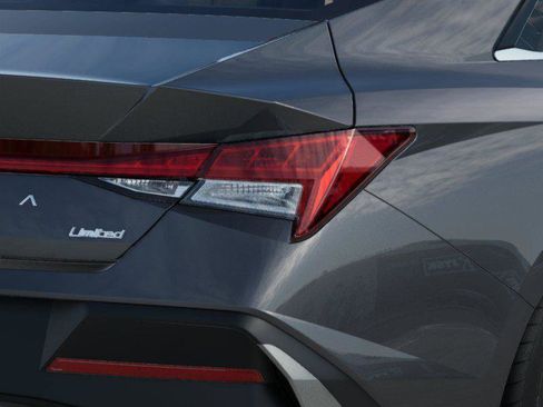 New 2026 Hyundai Elantra Limited FWD image 49