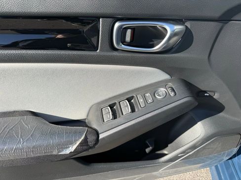 New 2026 Honda Civic Sport image 18