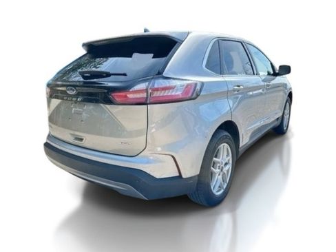 Used 2024 Ford Edge SEL AWD/4WD image 7
