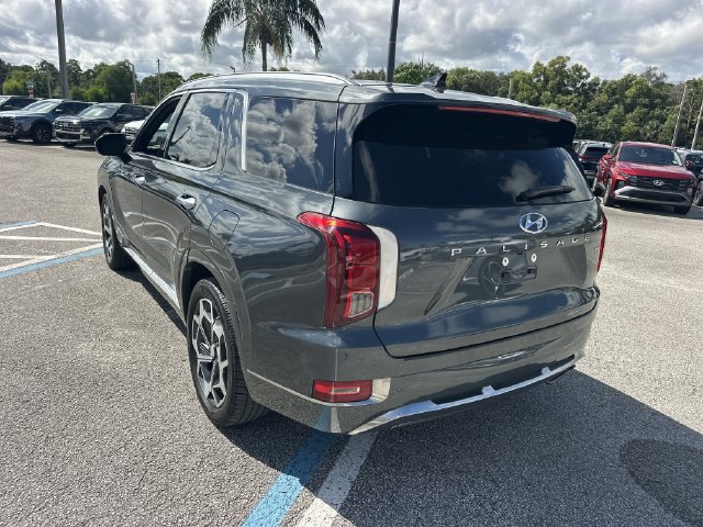 Certified 2022 Hyundai Palisade Calligraphy w/ Cargo Package AWD/4WD image 8