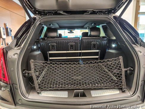 Certified 2025 Cadillac XT5 Premium Luxury w/ LPO, Floor Liner Package AWD/4WD image 23