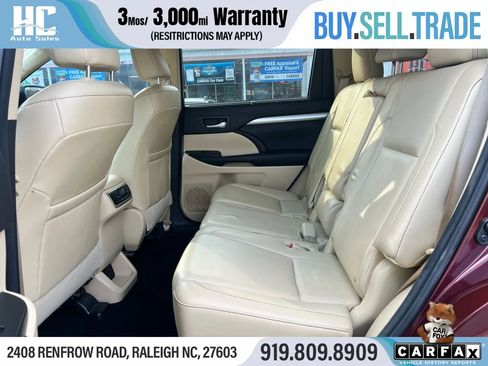 Used 2016 Toyota Highlander XLE image 16