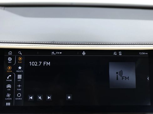 Used 2020 Bentley Flying Spur W12 w/ First Edition Specification image 43