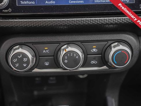 Used 2024 Nissan Kicks SV FWD image 19