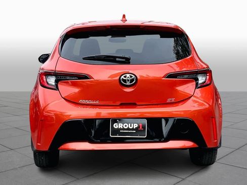 Used 2025 Toyota Corolla SE image 4