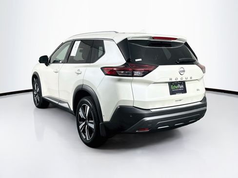 Used 2023 Nissan Rogue SL w/ SL Premium Package FWD image 5