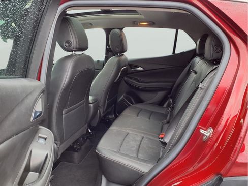 Used 2022 Buick Encore GX Essence w/ Advanced Technology Package FWD image 10