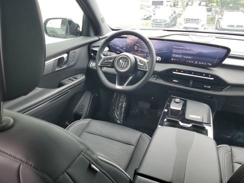 Certified 2025 Buick Enclave Sport Touring w/ Power Package image 17