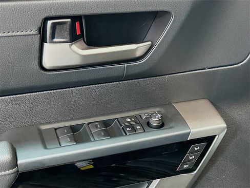 New 2026 Toyota Tundra Limited image 18