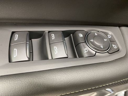 New 2026 Chevrolet Suburban Premier w/ Sun And Tow Package image 38