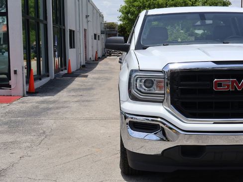 Used 2018 GMC Sierra 1500 2WD Double Cab image 8