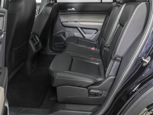 Used 2023 Volkswagen Atlas Cross Sport SE w/ Black Wheel Package AWD/4WD image 35