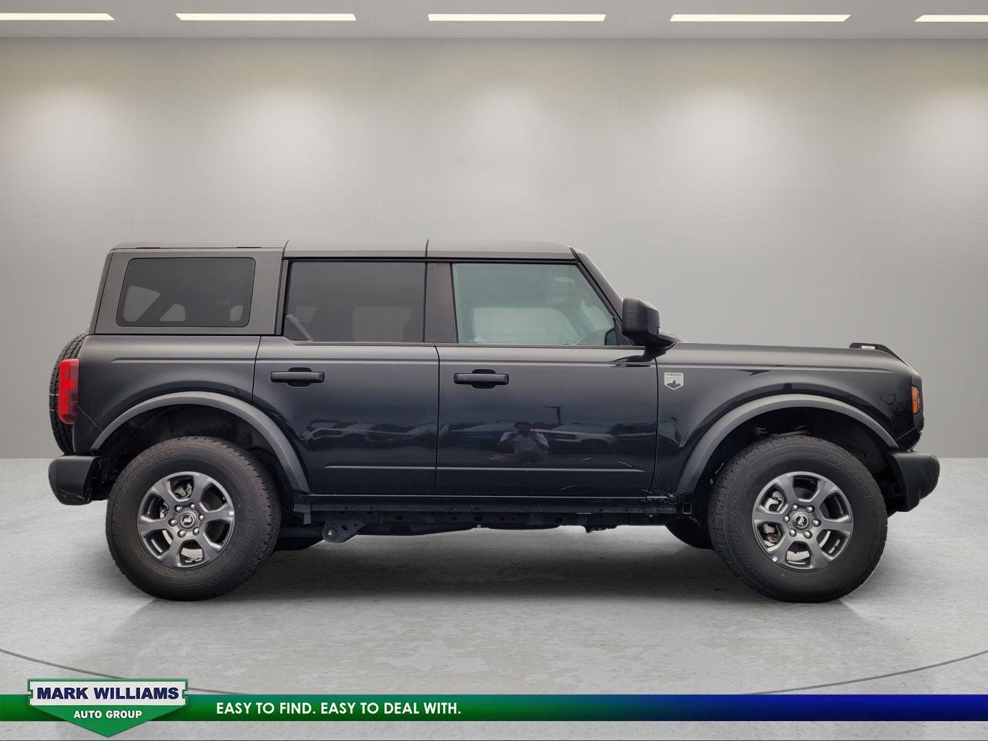 Used 2025 Ford Bronco Big Bend AWD/4WD image 2